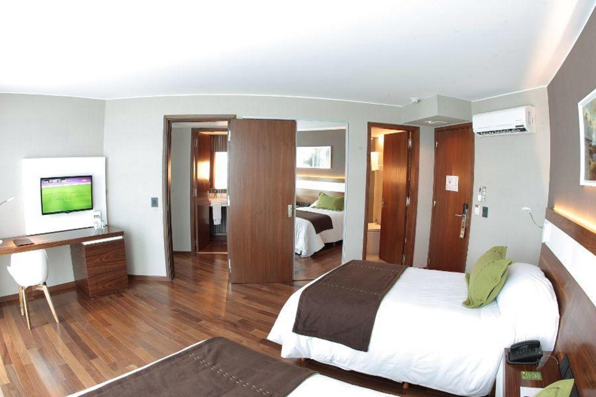 Yrigoyen 111 Hotel 3*