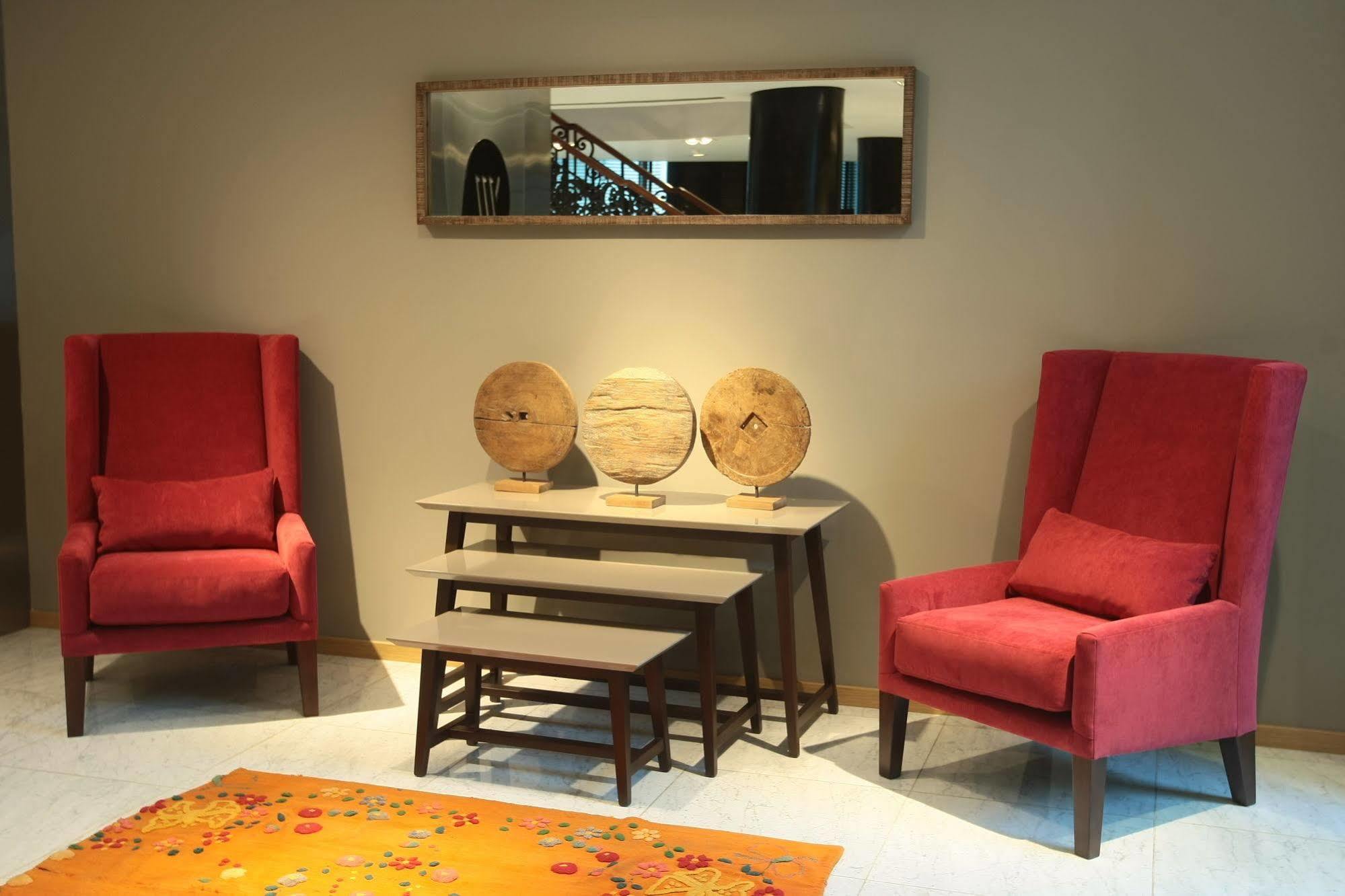 Yrigoyen 111 Hotel
